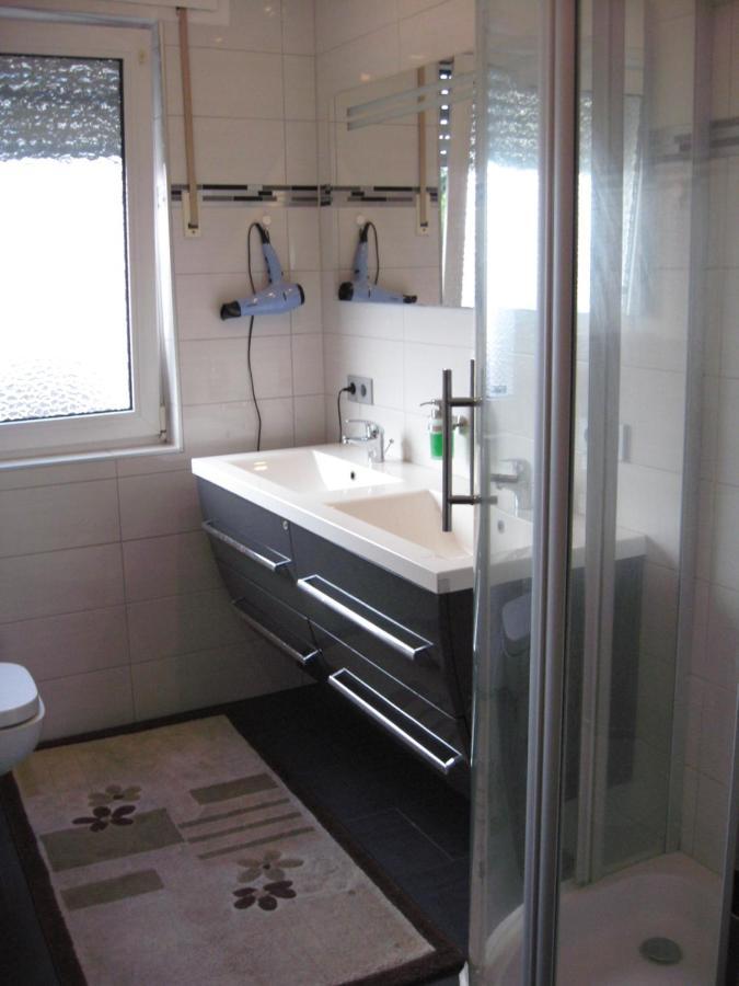 Zwei Zimmer In Koblenz-kesselheim Apartment